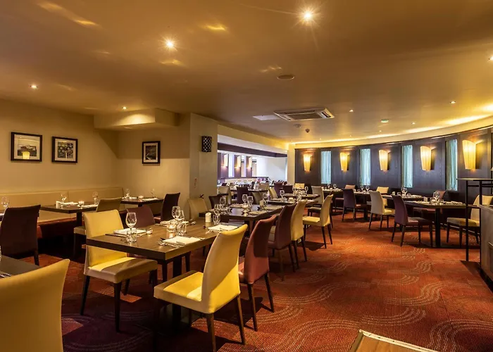 Gloucester Robinswood Hotel, BW Signature Collection